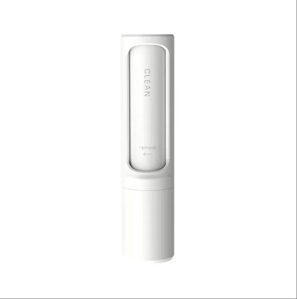 Compact pet hair remover for clothing, sofas and car seats